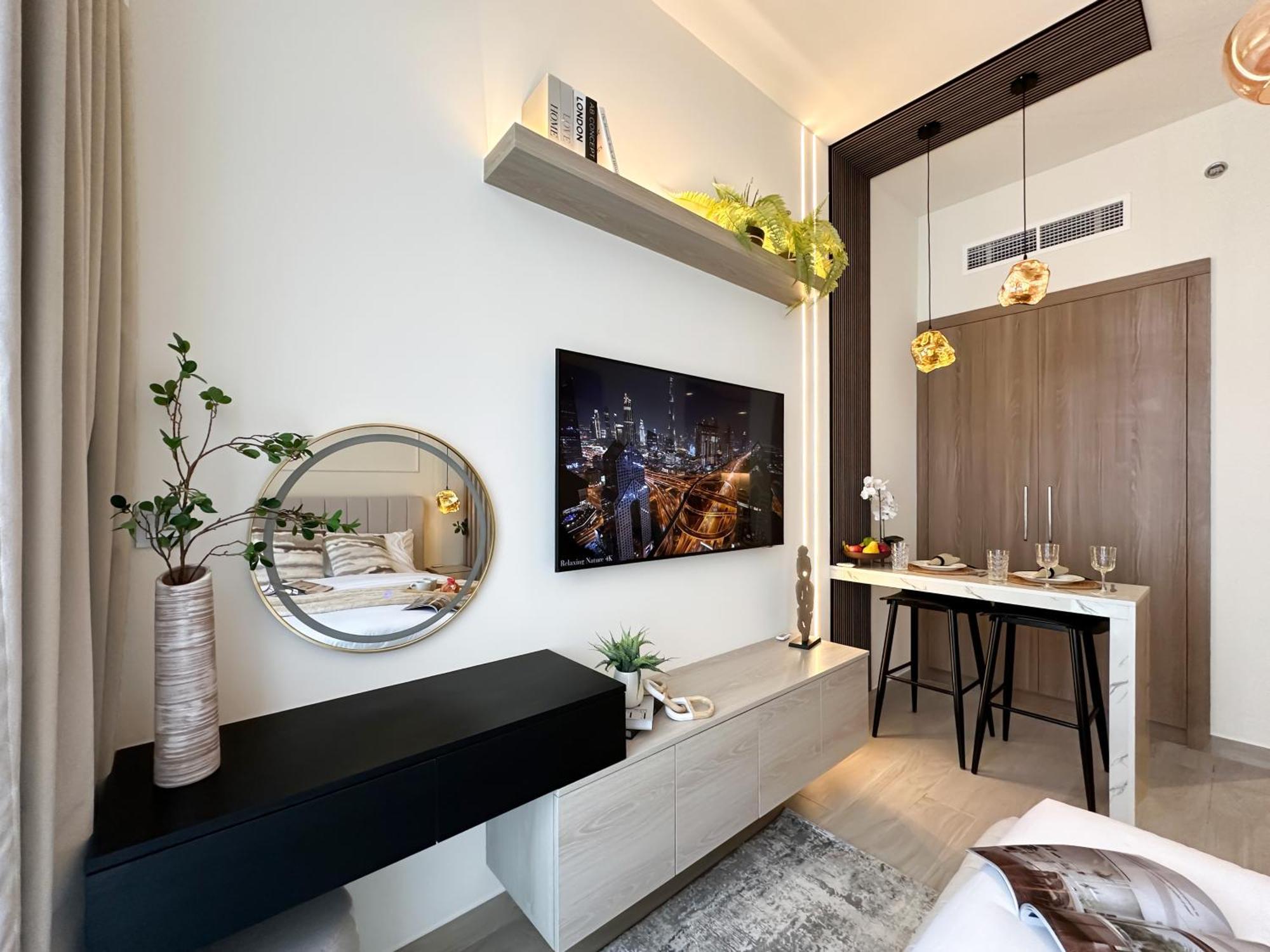 Trophy Modern Marvel Cozy With Smart Features In Azizi Riviera